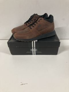 BARBOUR WALKING SHOES SIZE 9