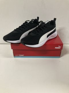 PUMA INCINERATE TRAINERS SIZE 8