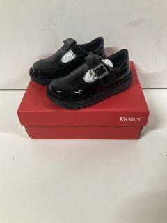 KICKERS KIDS SHOES SIZE 27