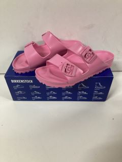 BIRKENSTOCKS SIZE 37