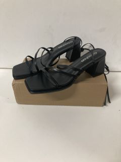 BOOHOO WOMEN'S SHOES SIZE 7