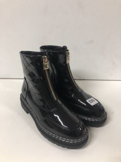 RIVER ISLAND BOOTS SIZE 7