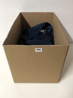 A BOX OF ASSORTED CLOTHING TO INCLUDE CREW CLOTHING COMPANY TOP SIZE 14