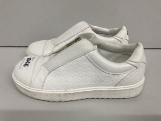 RIVER ISLAND TRAINERS SIZE 7