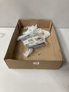 BOX OF ASSORTED DRAWER AND CUPBOARD HANDLES