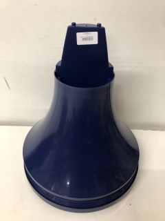 UNBRANDED BLUE PLASTIC SEAT