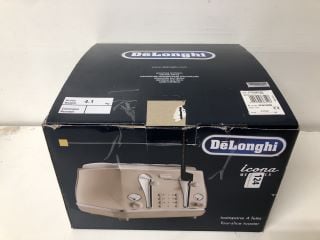 DELONGHI ICONA 4 SLICE TOASTER