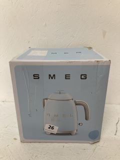 SMEG KETTLE