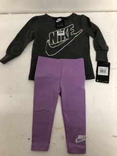 NIKE 2 PEICE SET SIZE 12M