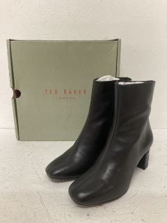 WOMENS TED BAKER BOOTS SIZE 4