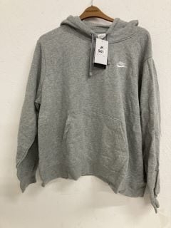 NIKE JUMPER SIZE 2XL