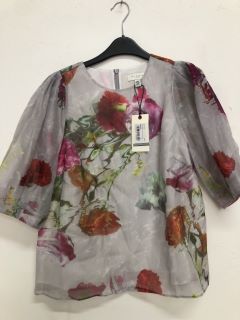 TED BAKER T-SHIRT SIZE 3