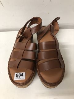 SANDLES SIZE UK 8