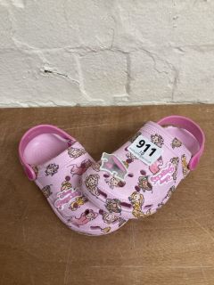 PRINCESS SHOES SIZE 10