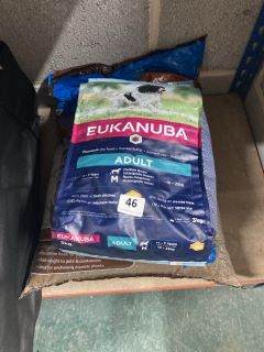 SACK OF POTTING GRAVEL AND A SACK OF EUKANUBA CAT FOOD