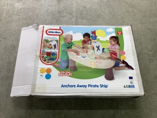 LITTLE TIKES ANCHORS AWAY PIRATE SHIP PLAY SET