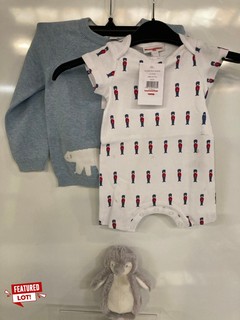 AN ASSORTMENT OF CLOTHING ITEMS TO INCLUDE THE WHITE COMPANY BLUE POLAR BEAR JUMPER 1.5-2 YRS.