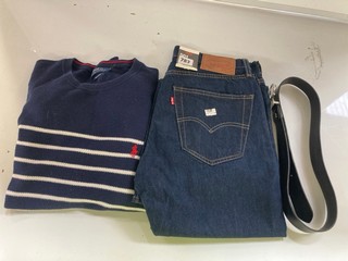 AN ASSORTMENT OF CLOTHING ITEMS TO INCLUDE POLO RALPH LAUREN PIMA COTTON JUMPER NAVY SIZE M