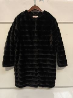 1 X THE WHITE COMPANY STRIPE FAUX FUR COAT BLACK SIZE SMALL RRP £189