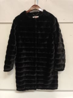 1 X THE WHITE COMPANY STRIPE FAUX FUR COAT BLACK SIZE MEDIUM RRP £189