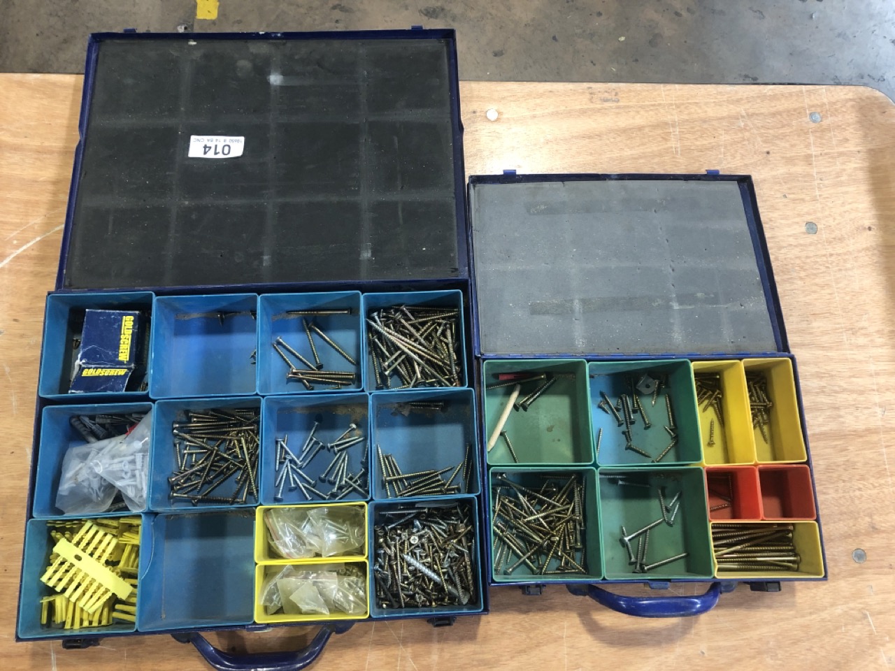 John Pye Auctions ASSORTED QTY OF SCREWS, MULTIMETERS, DRILL BITS AND
