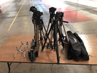 QTY OF ASSORTED TRIPODS TO INCLUDE STAR 62 CAMERA MOUNT TRIPOD TO INCLUDE A FOLDABLE PORTABLE STOOL AND 4 X SILVER COLOURED TRIPODS