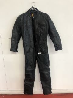 JT'S REAL LEATHER MOTORCYCLE LEATHERS SIZE XL