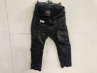 BIKERS GEARBOX BLACK COLOURED LEATHER 36 WAIST TROUSERS