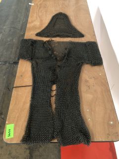 106CM LONG 56CM SHOULDER TO SHOULDER REPLICA CHAINMAIL BODY AND HEAD ARMOUR