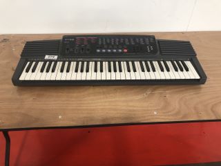 GENEXXA PK-210 ELECTRONIC KEYBOARD