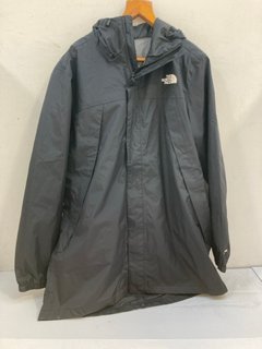 MENS THE NORTH FACE JACKET IN BLACK SIZE UK LARGE: LOCATION - H13