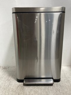 STAINLESS STEEL X CUBE KITCHEN 30L BIN RRP £139.99: LOCATION - J7