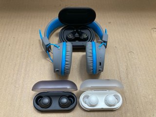 QTY OF ELECTRONIC ITEMS TO INCLUDE JLAB AUDIO JBUDDIES HEADPHONES: LOCATION - J9