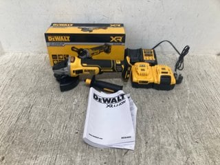 4 X ASSORTED DEWALT ITEMS TO INCLUDE DEWALT DCG405N BRUSHLESS ANGLE GRINDER - RRP £115: LOCATION - I9