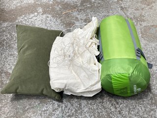 3 X GENERAL ITEMS TO INCLUDE EUROHIKE ADVENTURER 300 SLEEPING BAG: LOCATION - I6