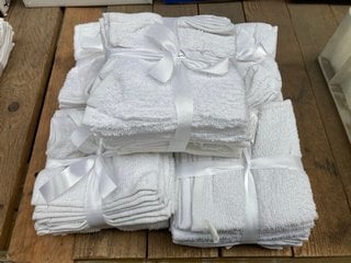 5 X MULTIPLE PACKS OF FACE CLOTHS: LOCATION - H3