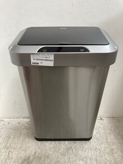 EKO STAINLESS STEEL SENSOR TOUCH BIN: LOCATION - J4