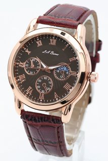 MEN’S LA BANUS QUARTZ CHRONOGRAPH WATCH. FEATURING A BLACK DIAL WITH SUB DIALS, ROSE GOLD COLOURED BEZEL AND CASE, BURGUNDY COLOURED STRAP: LOCATION - E8