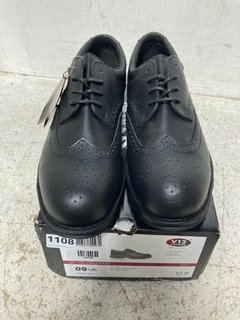 V12 FOOTWEAR VC100 DIPLOMAT STEEL TOE CAP BROGUE SHOE IN BLACK UK SIZE 9: LOCATION - C16