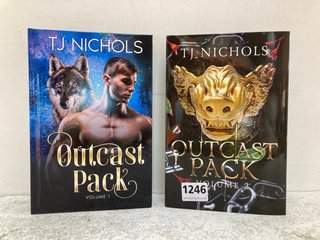 QUITCAST PACK VOLUME 1 AND 2 BOOKS BY TJ NICHOLS: LOCATION - C11