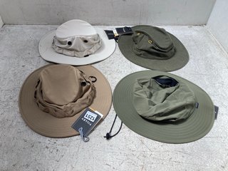 4 X ASSORTED COLOUR TILLEY HATS TO INCLUDE CANYON BUCKET HAT IN LIGHT STONE SIZE XL: LOCATION - C11