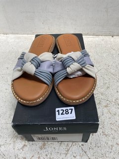 JONES BOOTMAKER GINIA WOMENS LEATHER SLIDERS IN BLUE MULTI UK SIZE 3: LOCATION - C10