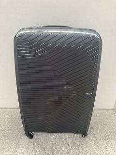 TRIPP MEDIUM HARD SHELL SUITCASE IN BLACK: LOCATION - C3