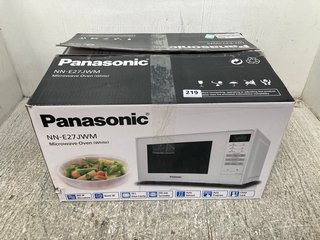 PANASONIC 20L MICROWAVE OVEN IN WHITE - MODEL NO. NN-E27JWM: LOCATION - WA 8