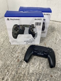 3 X SONY PS5 WIRELESS CONTROLLER IN BLACK AND GREY CAMOUFLAGE: LOCATION - A 17