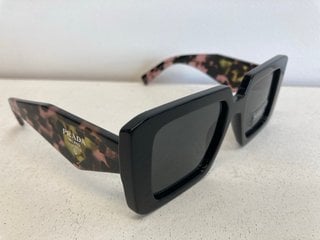 PRADA PR 23YS BLACK/DARK GREY (1AB5S0) SUNGLASSES : RRP £257.00: LOCATION - BOOTH