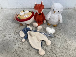 5 X JELLYCAT SOFT TOYS TO INCLUDE ' I AM BABY CORDY ROY FOX ': LOCATION - A 2