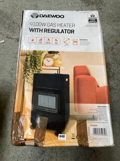 DAEWOO 4100W GAS HEATER WITH REGULATOR IN BLACK: LOCATION - AR7