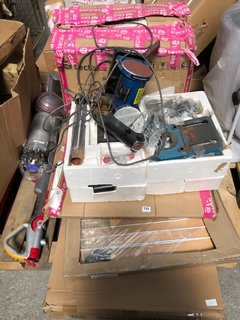 PALLET OF ASSORTED ITEMS TO INCLUDE DYSON BALL UPRIGHT VACUUM CLEANER: LOCATION - A6 (KERBSIDE PALLET DELIVERY)