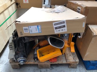 PALLET OF ASSORTED CAR ITEMS TO INCLUDE AVA QUALITY COOLING FDA2376 FILTER: LOCATION - A7 (KERBSIDE PALLET DELIVERY)